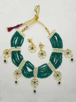 Niscka - Green Kundan and Pearl Gold-Plated Jewellery Set
