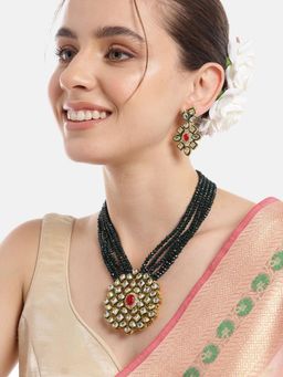 Gahan - Kundan Pendant Green Beads Necklace with Earrings