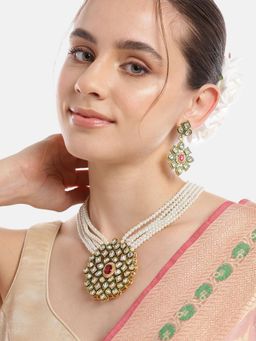 Gahan - Kundan Pendant White Beads Necklace with Earrings