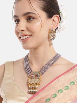 Gahan - Elephant Pendent Kundan Pearl Necklace with Earrings