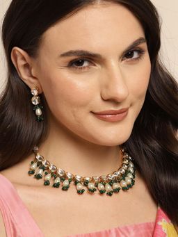 Gahan - Golden Kundan Green Choker Necklace with Earrings