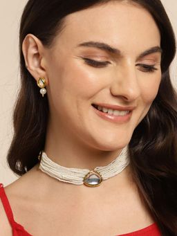 Gahan - Charm Pendant Pearl Choker Necklace with Earrings