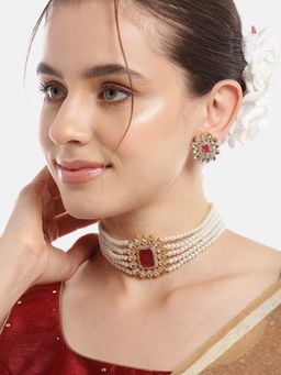 Gahan - Maroon AD & Crystal Pendent Beads Pearl Chokar Necklace with Earrings