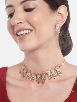 Gahan - Charm Golden Princess Style Necklace with Earrings