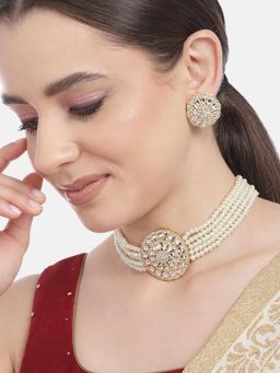Gahan - Golden AD & Kundan Pendant White Pearl Choker Necklace with Earrings
