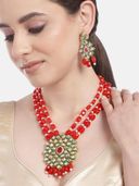 Red color option, Sold out, Currently selected