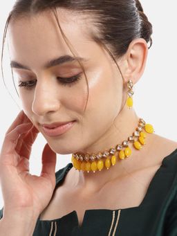 Gahan - Womens Yellow Kundan Pearl Necklace with Earrings