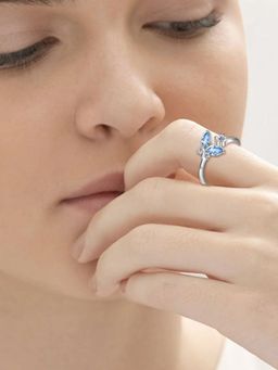 Yellow Chimes - Silver-Plated White and Blue Crystal-Studded Finger Ring