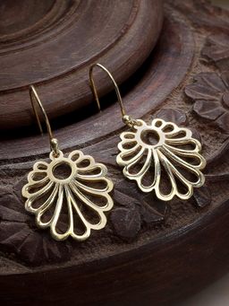 Karatcart - KUNUZ by Gold Plated Floral 925 Sterling Silver Drop Earrings