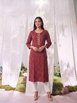 Rangita - Women Maroon Printed Kurta
