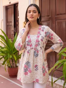 Rangita - Women Off White Printed Tunic