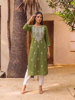 Rangita - Green Women Thread Work Kurta