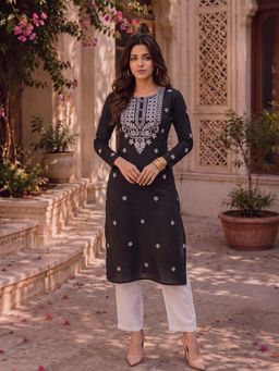 Rangita - Women Black Embroidered Kurta