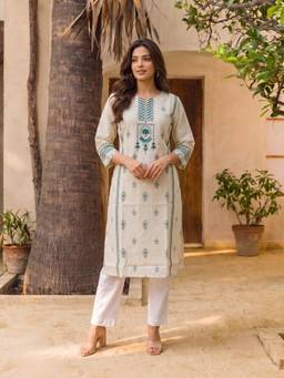 Rangita - Women Off White Embroidered Kurta