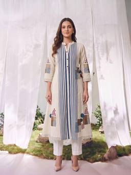 Rangita - Women Printed Off White Kurta