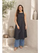 Black color option, Currently selected