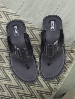 EZOK - Mens Black Leather Stylish and Comfortable Summer Sandals