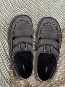 EZOK - Mens Grey Genuine Leather Back Closure Sandals