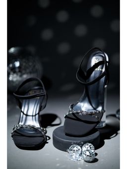 House of Vian - Madonna Black Sandals Heels