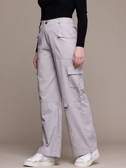 Popnetic - Women Solid Grey Flat-Front High-Rise Cargos