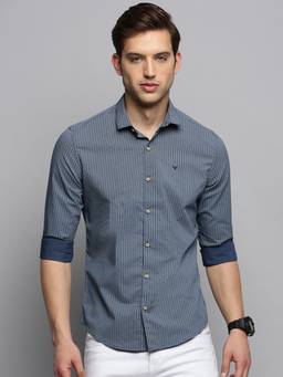 SHOWOFFFF - Mens Spread Collar Printed Navy Blue Classic Shirt