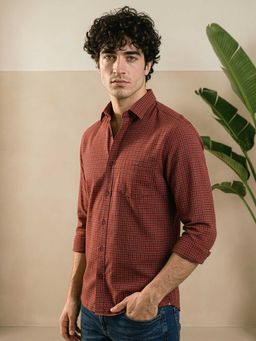 Louis Philippe - Mens Maroon Classic Dobby Checks Easy Care Slim fit Casual Shirt
