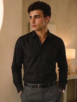 Louis Philippe - Mens Black Textured Easy to Iron Cotton Slim fit Formal Shirt