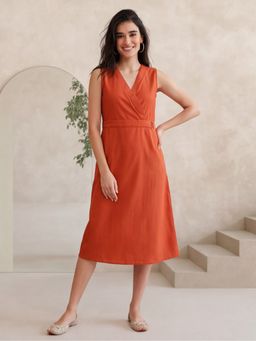 Jaipur Kurti - Women Rust Straight Fit Dress With Belt