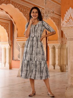 Jaipur Kurti - Women Textured Dyed Black A-Line Tiered Ethnic Dress