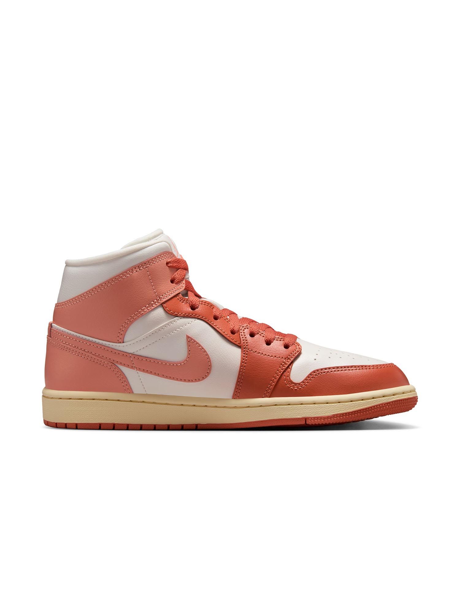 jordan 1 mid femme footlocker