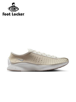 Nike - Women Air Superfly Sneakers