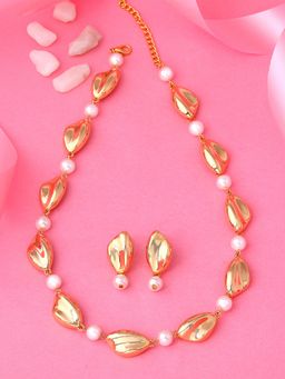 Estele - Gold Plated Patterned Necklace with Pearl for Women (Set of 2)