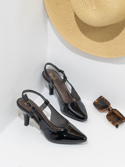 Inc.5 - Women Black Solid Pointed Toe Party Wear Pumps