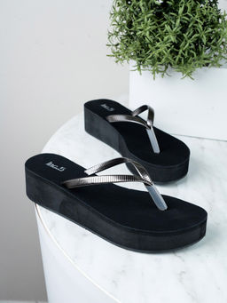 Inc.5 - Women Black Striped Round Toe Party Wear Sandals
