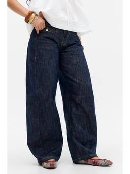 BDG by Urban Outfitters - Kayla Cocoon Rinse Jeans - Blue