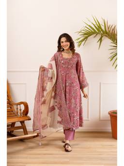 Nehamta - Women's Dusty Rose Cotton Kurta With Pant and Dupatta