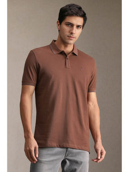 Louis Philippe - Men Brown Solid Collar Neck Polo T-shirt