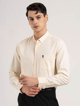 Red Tape - Men Yellow Solid Pure Cotton Loose Fit Full Sleeve Oxford Shirt