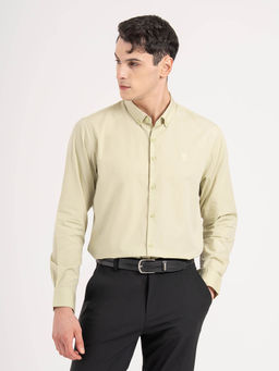 Red Tape - Men Light Green Solid Poly Cotton Loose Fit Full Sleeve Shirt