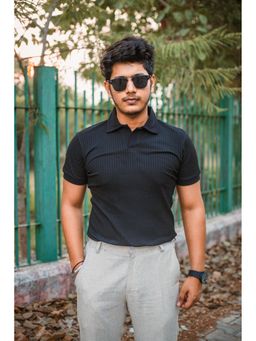 JAVINISHKA - Black Knitted Pure Cotton Slim Fit Polo T-Shirt