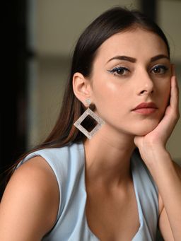 Odette - Women Designer Diamond-Shaped Crystal-Studded Earrings