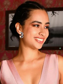 Odette - Women Black Metal Rounded Earrings