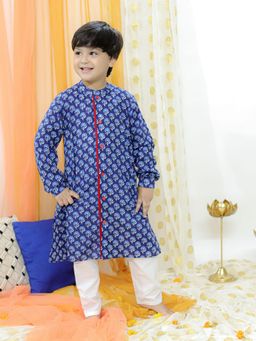 Vastramay - Boys Navy Blue and White Kurta with Pyjama (Set of 2)