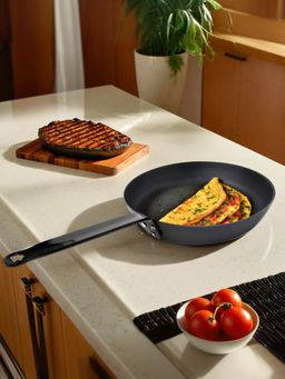UMAI - Black Ksg002-Blk Carbon Steel Pan