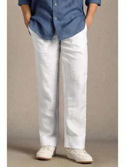Louis Philippe - Men White Solid Flat Front Casual Trousers