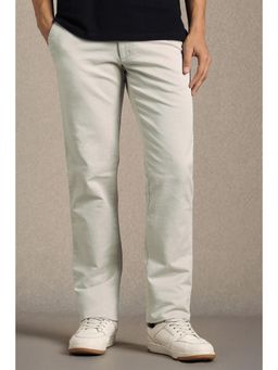 Louis Philippe - Men Light Grey Solid Flat Front Casual Trousers