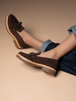 Theater - Women Humprey Brown Suede Moccasins with Tassel