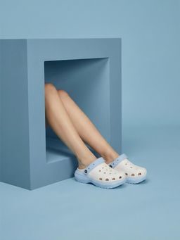 Indifeet - Blue Chunky Platform Clogs for Women