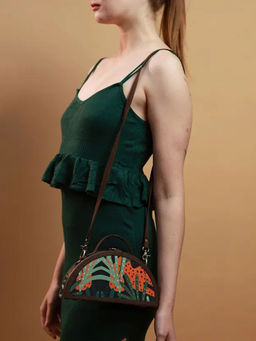 Gonecase - Tiger Printed Half Sling Bag