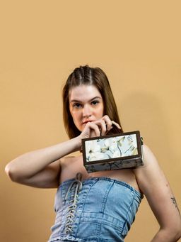 Gonecase - Daisy Floral Sling Bag